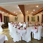 Bergischer Hof Gmbh Marialinden 3*