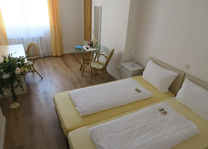 Bergischer Hof Gmbh Marialinden 3*